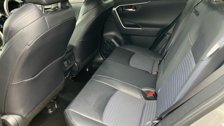 Toyota RAV4 2.5 VVT-i Hybrid Design 5dr CVT 2WD Hybrid Estate